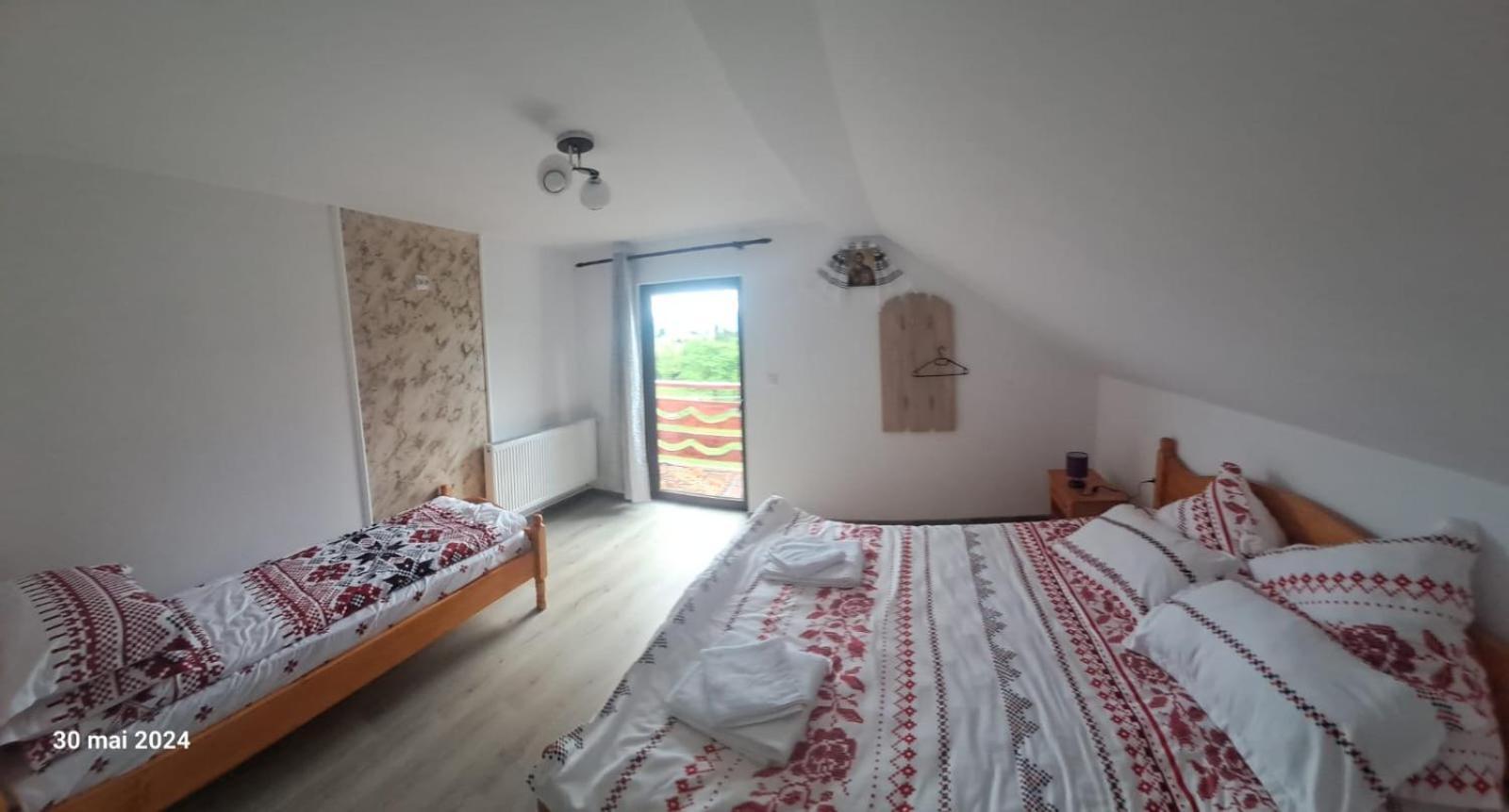 Casa Vasy Guest House Vatra Dornei Exterior photo